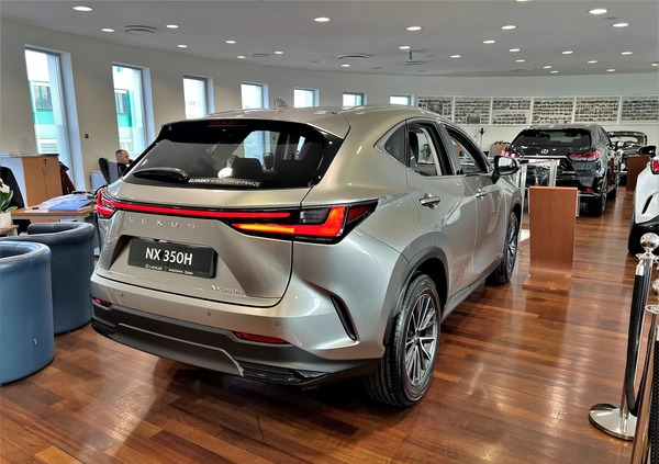 Lexus NX cena 238146 przebieg: 1, rok produkcji 2023 z Pyzdry małe 92